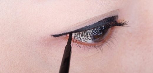 How to Apply Liquid Eyeliner