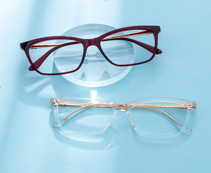 Style With Retro Eye Glasses This Summer