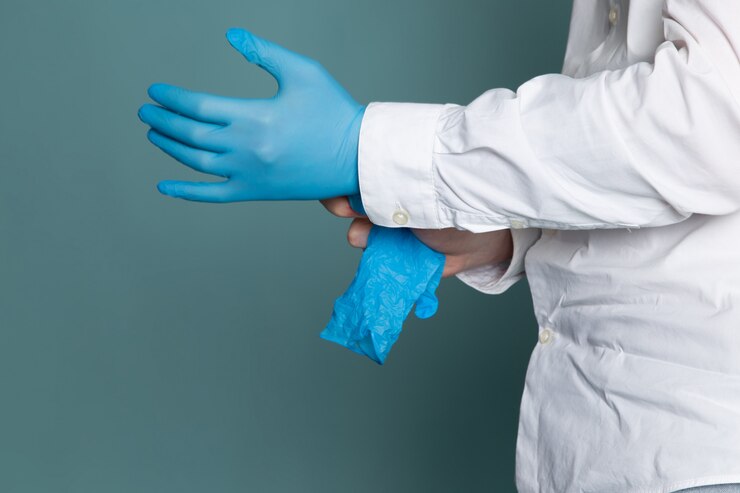 Benefits Of Disposable Gloves For Healthcare Workers