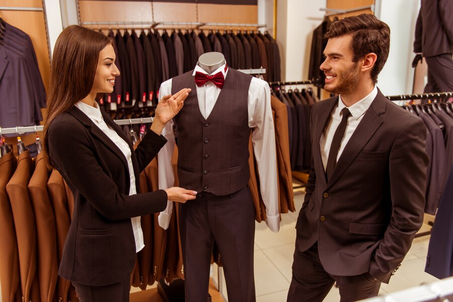 Things To Consider While Choosing A Suit Lapel!