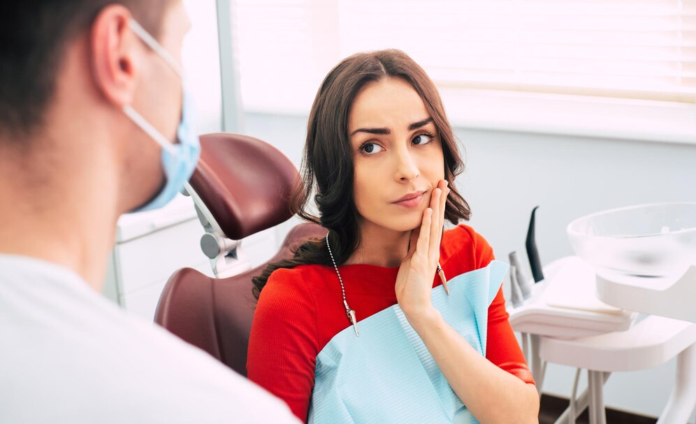 What Does A Cosmetic Dentist Do?